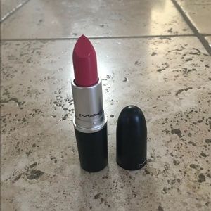 MAC Speak Louder Lipstick